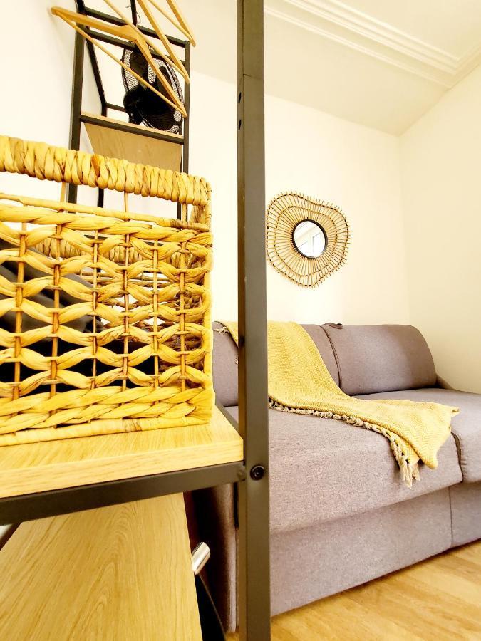 Studio Jeannette Avec Balcon Et Juste A 130 Metres Plage ! Plein Centre ! Wifi - Draps Serviettes Inclus ! Trouville-sur-Mer Luaran gambar